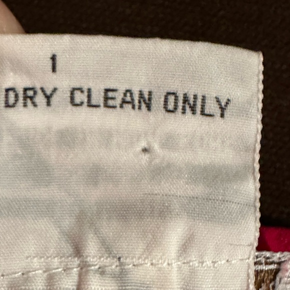 Jones New York Red Light Blouse Hidden Buttons. 1 Pocket & Pleated Side.Sz 8 - Picture 11 of 14